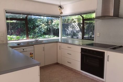 Photo of property in 2/24 Hattaway Avenue, Bucklands Beach, Auckland, 2012