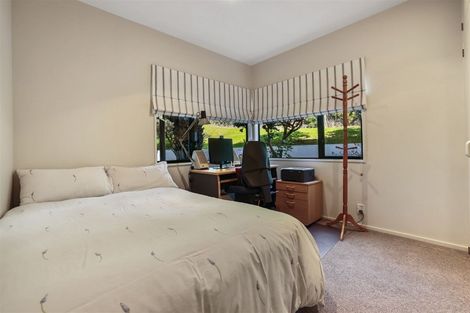 Photo of property in 139 Moncks Spur Road, Redcliffs, Christchurch, 8081