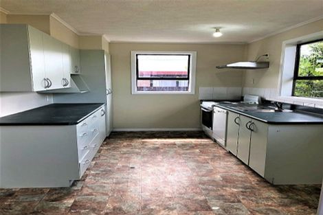 Photo of property in 43 Cargill Street, Papakura, 2110