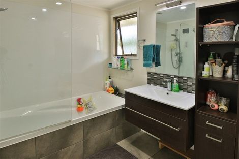 Photo of property in 33 Church Street, Kawakawa, 0210