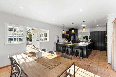 Photo of property in 28 Ranfurly Road, Feilding, 4702