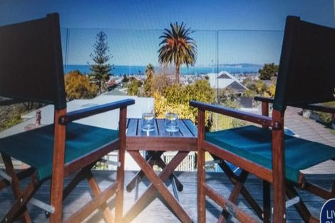 Photo of property in 12 Ormond Road, Hospital Hill, Napier, 4110