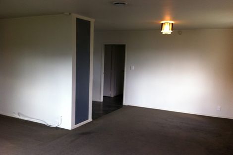 Photo of property in 61a Farquhar Road, Glendene, Auckland, 0602