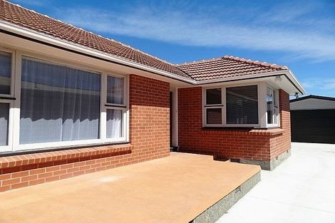 Photo of property in 54 Bickerton Street, Wainoni, Christchurch, 8061