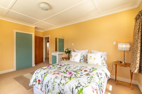 Photo of property in 146 Easther Crescent, Kew, Dunedin, 9012