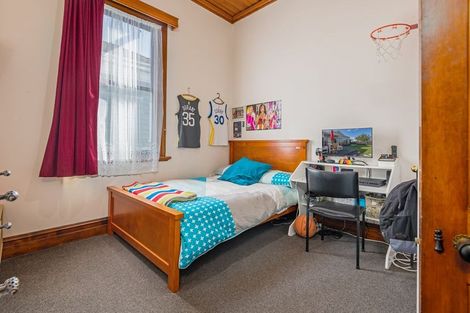 Photo of property in 2 Bryant Street, Takaro, Palmerston North, 4412