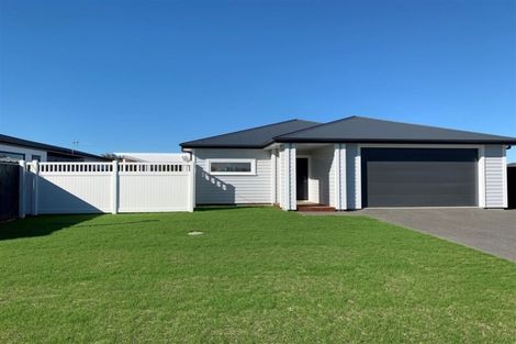 Photo of property in 29 Valour Drive, Rangiora, 7400