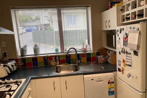 Photo of property in 5f Duke Street, Mount Victoria, Wellington, 6011