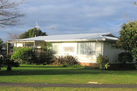 Photo of property in 58 Oakfield Crescent, Pukete, Hamilton, 3200