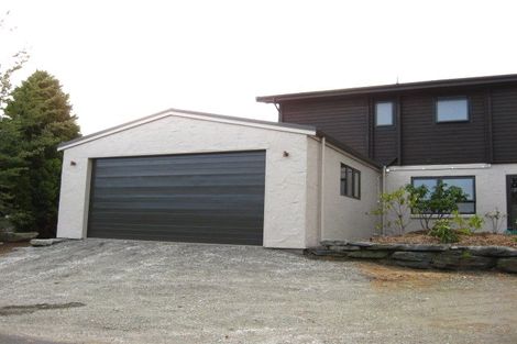 Photo of property in 13 Argyle Place, Arrowtown, 9302