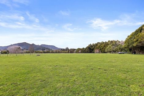 Photo of property in 28 Kaipara Flats Road, Dome Forest, Warkworth, 0981