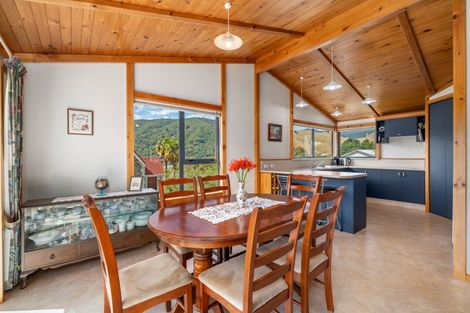 Photo of property in 28 Lawrence Street, Havelock, 7100