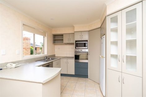 Photo of property in 53 Sovereign Isle Lane, Rototuna, Hamilton, 3210