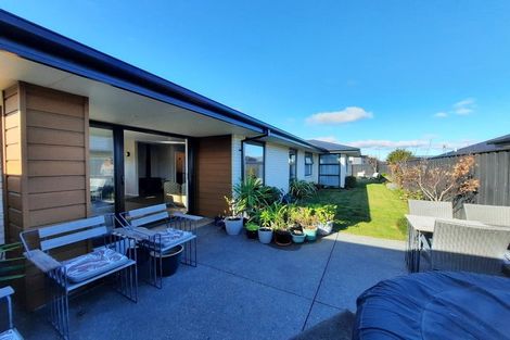 Photo of property in 78 Shillingford Boulevard, Rolleston, 7615