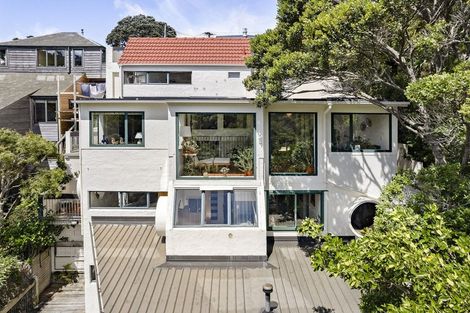 Photo of property in 74 Ranui Crescent, Khandallah, Wellington, 6035