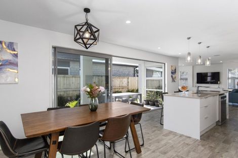 Photo of property in 34 Awataha Crescent, Pyes Pa, Tauranga, 3110