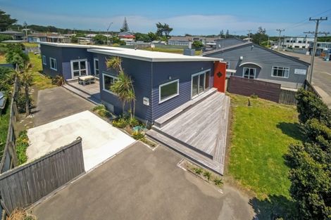 Photo of property in 5 Koputara Road, Himatangi Beach, Foxton, 4891