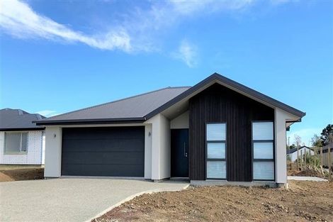 Photo of property in 14 Tarn Close, Richmond, 7020