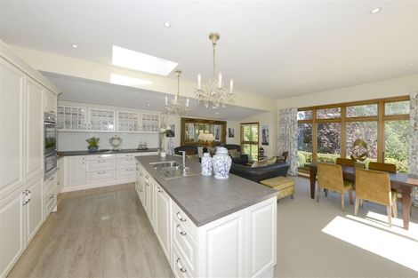 Photo of property in 8 Crichton Terrace, Cashmere, Christchurch, 8022