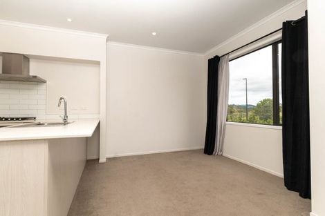 Photo of property in 5 Pukewhero Rise, Westgate, Auckland, 0614