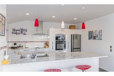 Photo of property in 8 Castaway Place, Gulf Harbour, Whangaparaoa, 0930