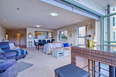 Photo of property in 74 Harbour Village Drive, Gulf Harbour, Whangaparaoa, 0930