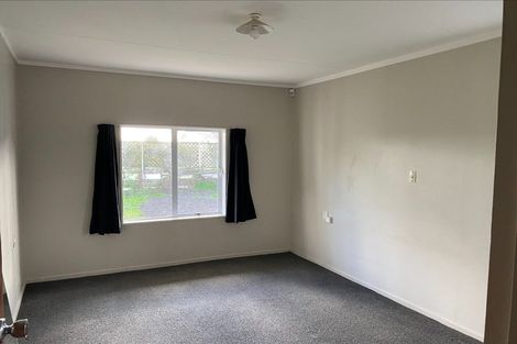 Photo of property in 2 Waimarie Park, Levin, 5510