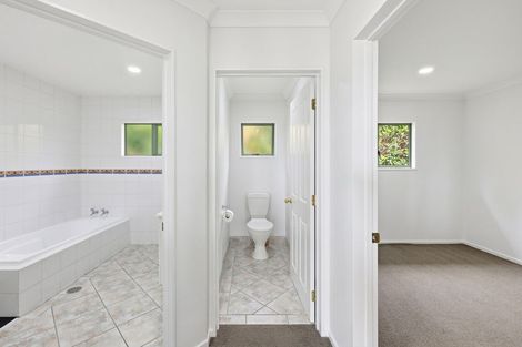 Photo of property in 17a Cherry Tree Place, Massey, Auckland, 0614