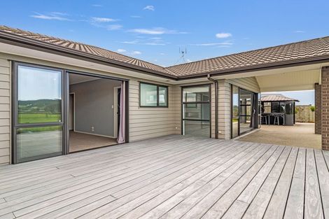 Photo of property in 8 Awatiro Drive, Kaukapakapa, 0871