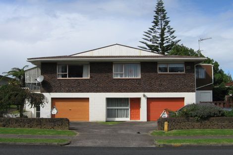 Photo of property in 2/61 Stanniland Street, Sunnyhills, Auckland, 2010