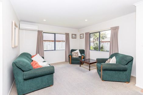 Photo of property in 61 Saint James Drive, Huntington, Hamilton, 3210