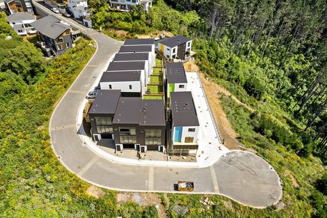 Photo of property in 15 Nanda Way, Khandallah, 6035