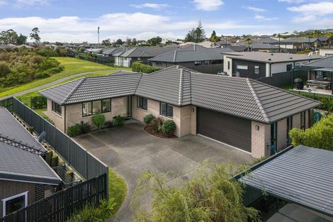 Photo of property in 5 Cascade Way, Omokoroa, 3114