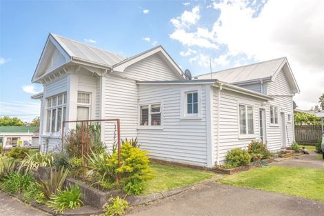 Photo of property in 6 Caius Avenue, Gonville, Wanganui, 4501