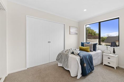 Photo of property in 9 Travis View Drive, Fairview Heights, Auckland, 0632