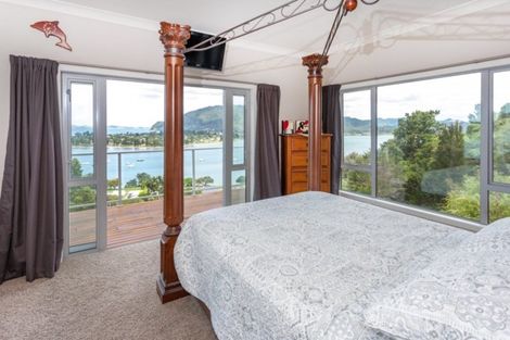 Photo of property in 6 Tairua Heights, Tairua, 3508