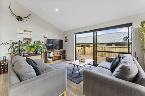 Photo of property in 72 Jack Hanley Drive, Jacks Point, Queenstown, 9371