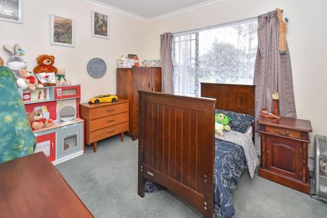 Photo of property in 5 Adair Place, Weymouth, Auckland, 2103