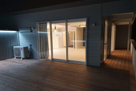 Photo of property in 1/12 Vista Crescent, Maoribank, Upper Hutt, 5018