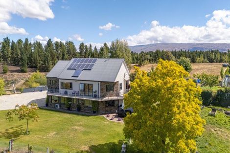 Photo of property in 233 Letts Gully Road, Letts Gully, Alexandra, 9393