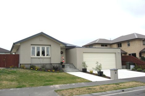 Photo of property in 8 Titirangi Crescent, Parklands, Christchurch, 8083