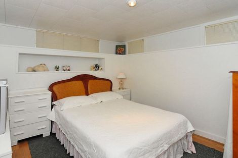 Photo of property in 60 Aroha Avenue, Sandringham, Auckland, 1025