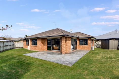 Photo of property in 8 Mosslea Court, Rototuna North, Hamilton, 3210