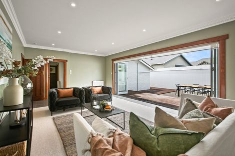 Photo of property in 2 Rawhiti Street, Vogeltown, New Plymouth, 4310