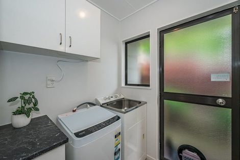 Photo of property in 60a Aorangi Road, Paraparaumu, 5032