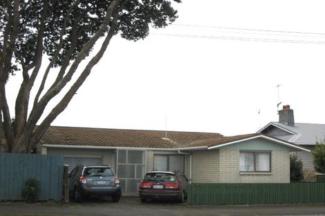 Photo of property in 354 Saint Aubyn Street, Moturoa, New Plymouth, 4310