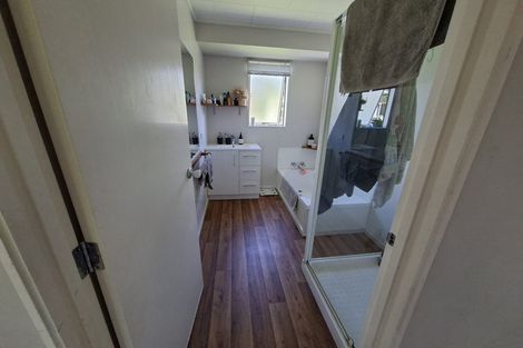 Photo of property in 169 Awa Road, Kumeu, 0891