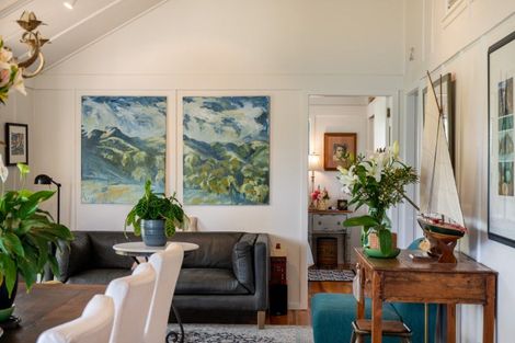 Photo of property in 2 Tirohanga Terrace, Akaroa, 7581