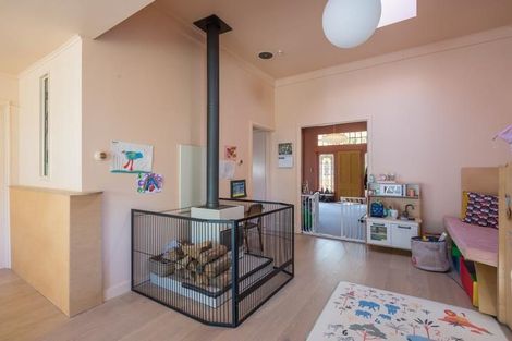 Photo of property in 106 Kawai Street, Nelson South, Nelson, 7010