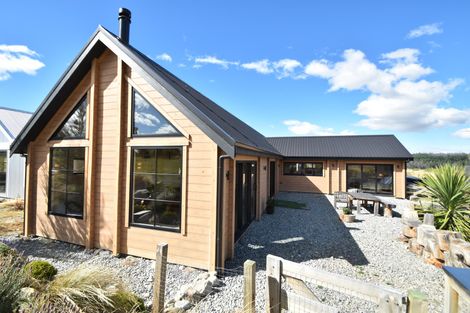 Photo of property in 69 Ohau Drive, Lake Ohau, Twizel, 9412
